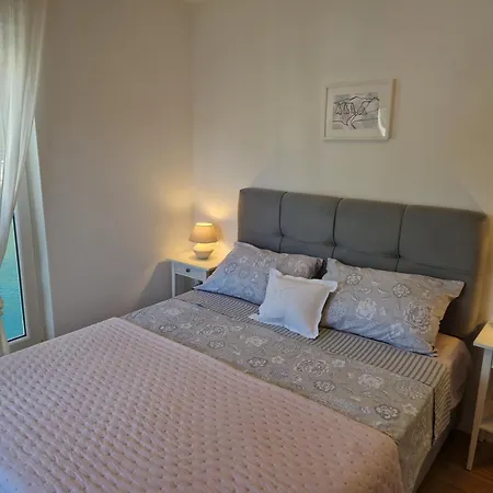 River Breeze Apartment Omis